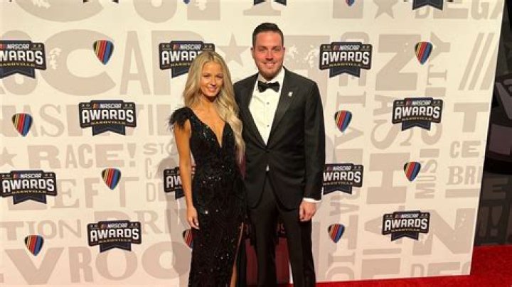 Alex Bowman's Girlfriend Breakup: A Timeline Of Events