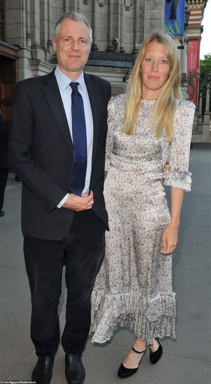 Lady Rothschild: The Extraordinary Life Of Alice Miranda Rothschild