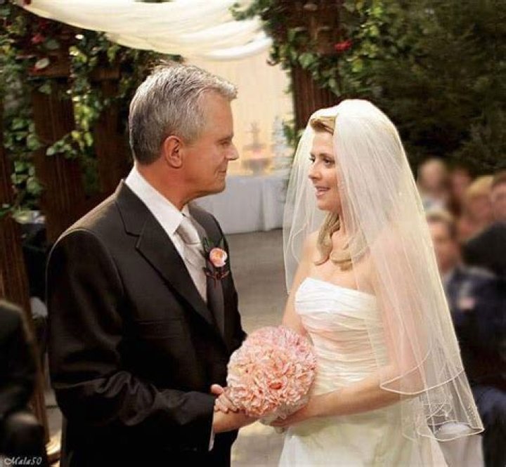 Unveiling The Truth: Amanda Tapping And Richard Dean Anderson's Connection Explored