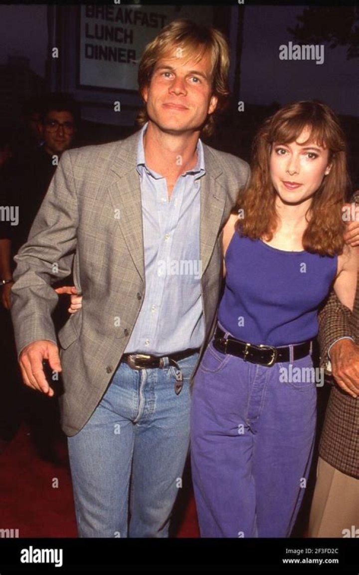 The Relationship Between Bill Paxton And Louise Newbury Unveiled