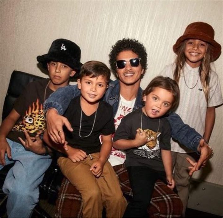 The Untold Truth Of Bruno Mars' Wife And Children
