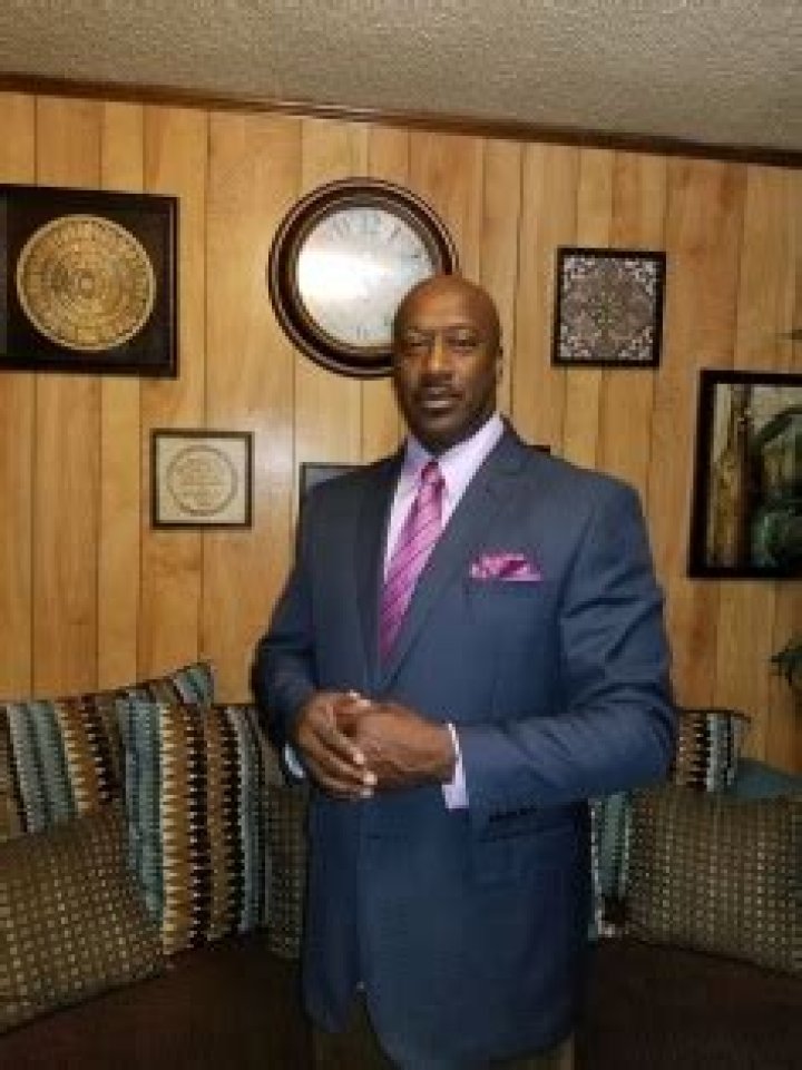 Buster McCoy: The Trailblazing Aviator