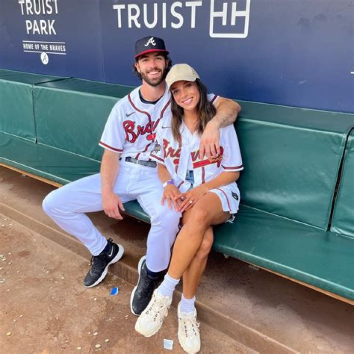 The Ultimate Guide To Dansby Swanson's Daughter: Everything You Need To Know