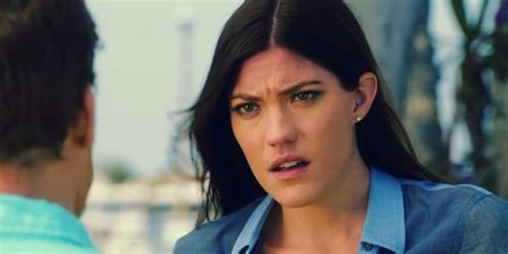 Meet The Actress Behind The Iconic "Debra Morgan" Character