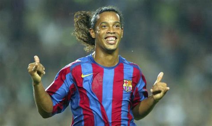 What Does Ronaldinho Do After Officially Retiring?