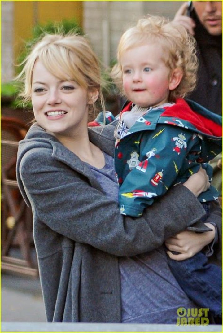 A Peek Into Emma Stone's Family Life: A Journey As A Mother