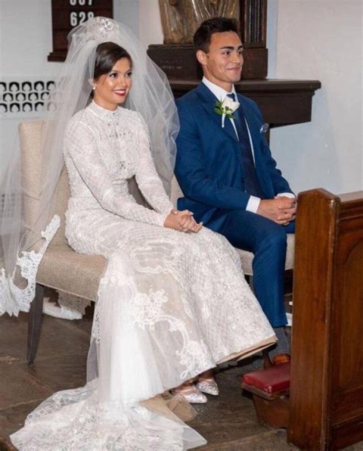 Discover The Enchanting Evita Pilar Duffy: A Literary Luminary