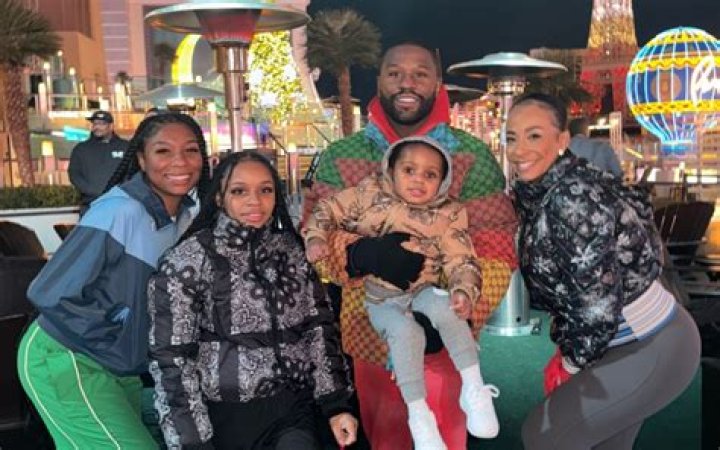 Floyd Mayweather's Children: A Look At His Family Life