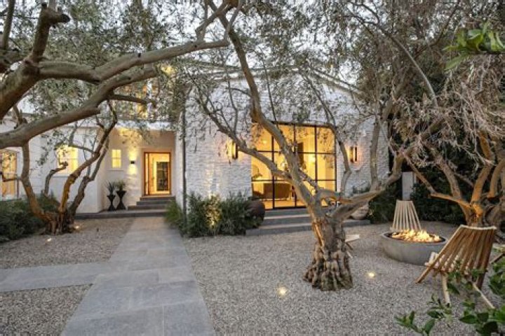 Explore The Charming Childhood Abode Of Hailey Bieber