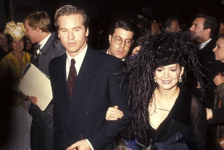 The Untold Story Of How Val Kilmer And Joanne Whalley Fell In Love