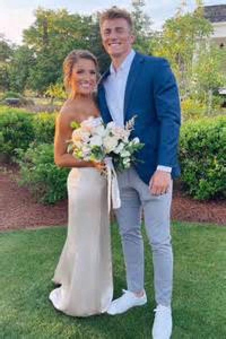 Uncover The Age Of Bo Nix's Wife: The Truth Revealed