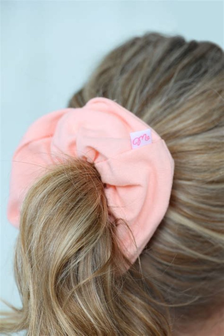 Get The Scoop On Mia Maples: Measuring Up Her Height