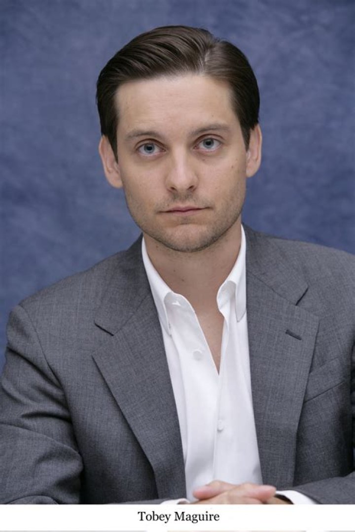 Unveil The Secrets: Digging Deep Into "How Tall Is Tobey Maguire"