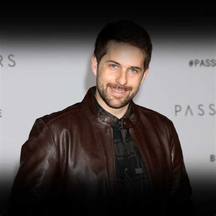 Ian Hecox's Age: A Definitive Guide