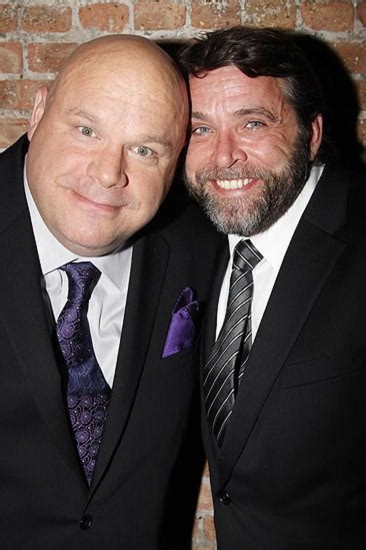 Is Kevin Chamberlin Married Or Single? Find The Truth Here