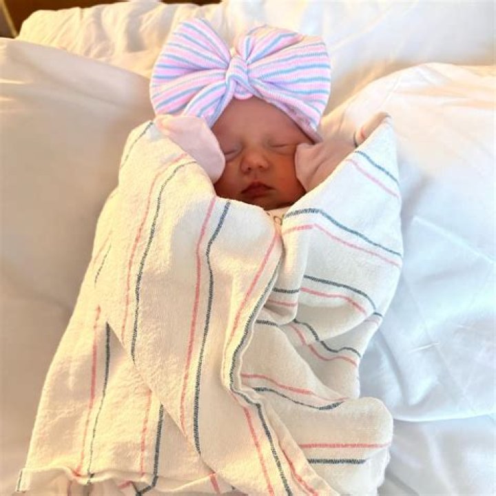 Discover The Truth: Is Leighton Johnston A Dwarf?