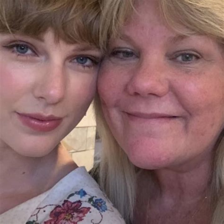 Is Taylor Swift's Mom Still Alive And Kicking?