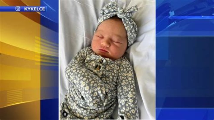 Eagles' Jason Kelce And Wife Welcome New Baby Boy