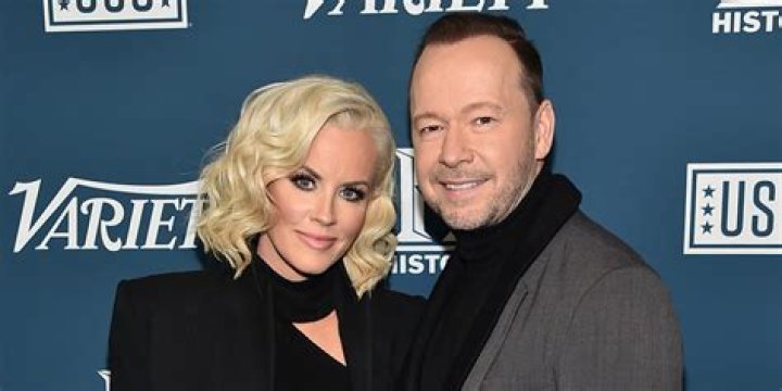 The Shocking Truth Behind Jenny McCarthy And Donnie Wahlberg's Split