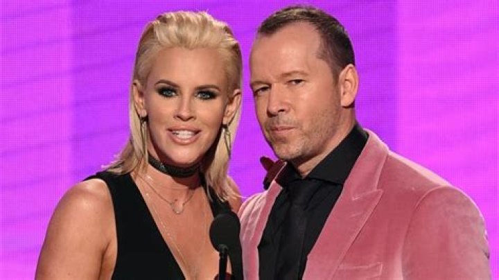 Breaking News: Jenny McCarthy And Donnie Wahlberg Part Ways
