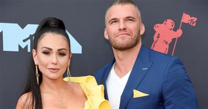 The Ultimate Guide To Jenni "JWoww" Farley's Past And Present Boyfriends
