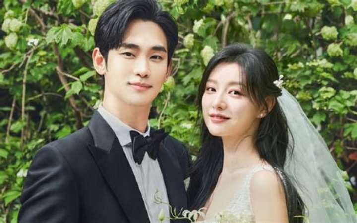 Exploring The Intriguing Dynamics Of Kim Soo Hyun And Seo Ye-ji's Relationship In 2024
