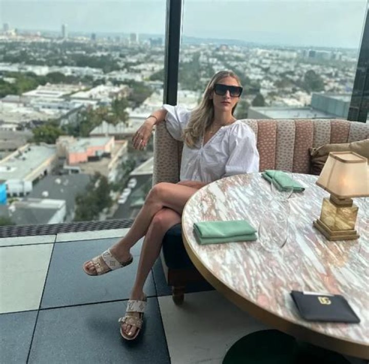 Get The Scoop: Kristen Saban's Age Revealed