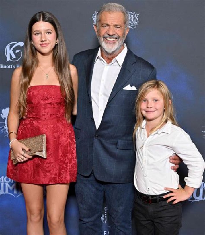 Mel Gibson's Wives And Children: A Detailed Look