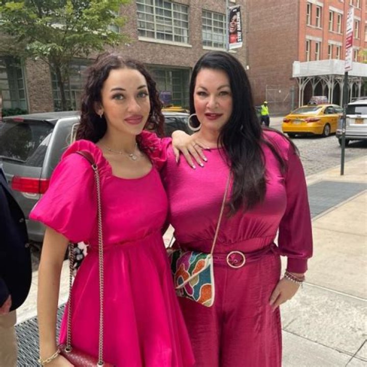 Molly's Daughter In "90 Day Fianc": Uncovering The Family Drama