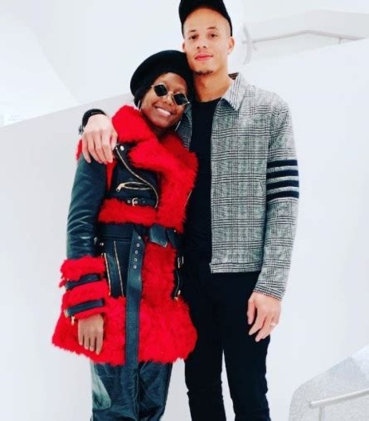 Who Are Muni Long's Parents? Uncovering The Musical Lineage