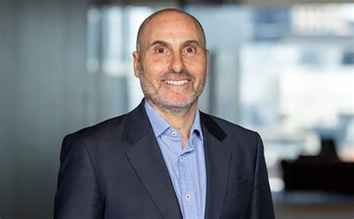 How Old Is Peter Oppenheimer - Age, Birthday And Zodiac Sign