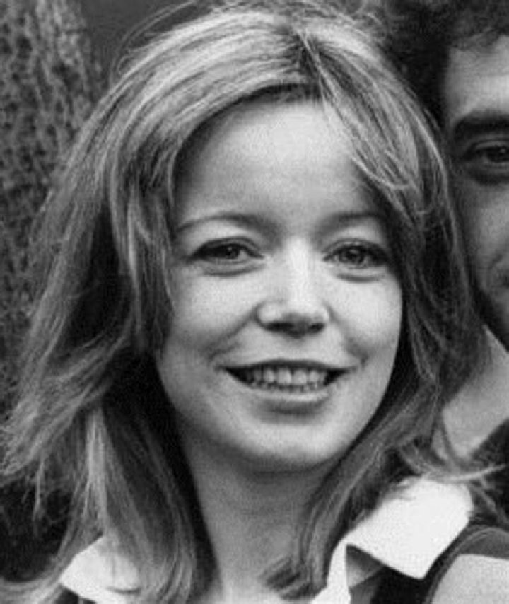 Discovering Rowena Miller: A Talented Actress Making Waves In Hollywood