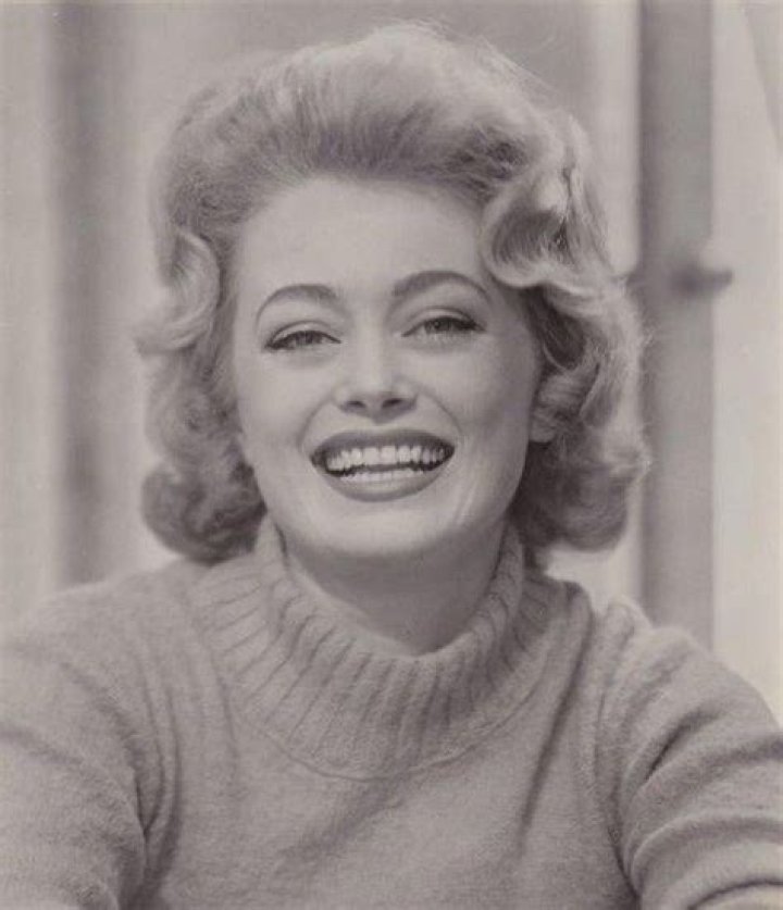 The Early Life And Career Of Rue McClanahan: A Young Star's Journey