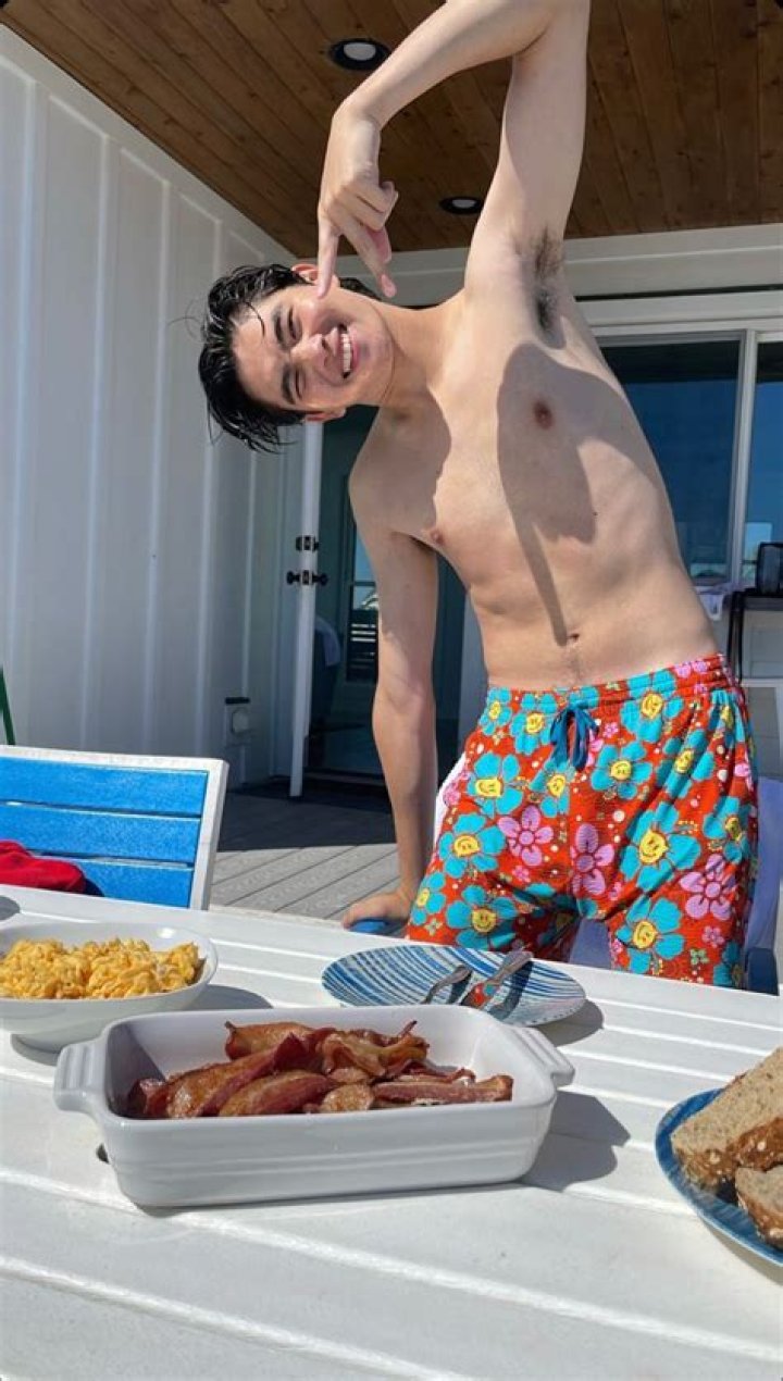 How Tall Is Sean Kaufmann? Uncover The Actor's Height