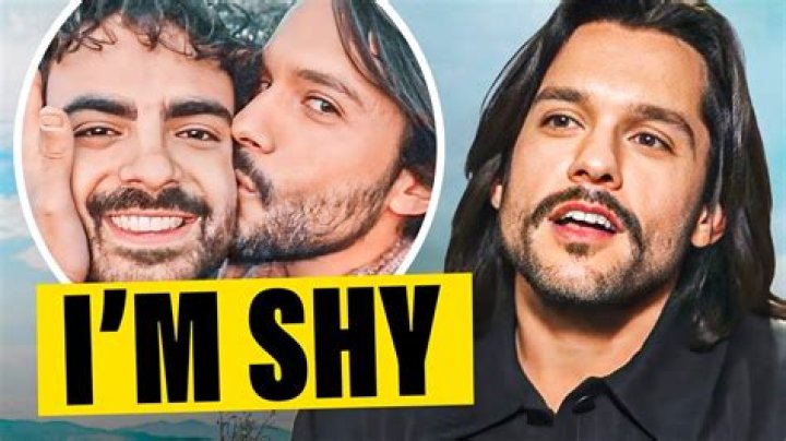 Discover The Religious Beliefs Of Renowned Musician, Shahar Isaac