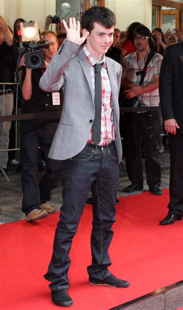 A Journey From Childhood Stardom To Adulthood