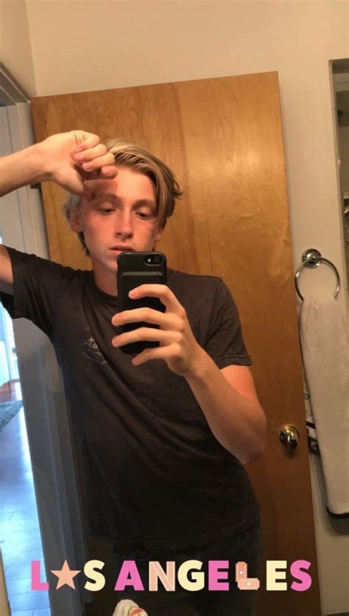 Meet Skeet Ulrich's Son: An Introduction To His Offspring