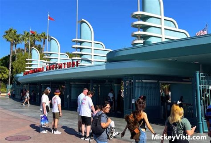 Step-by-Step Guide: Exploring The Quickest Route From SNA To Disneyland