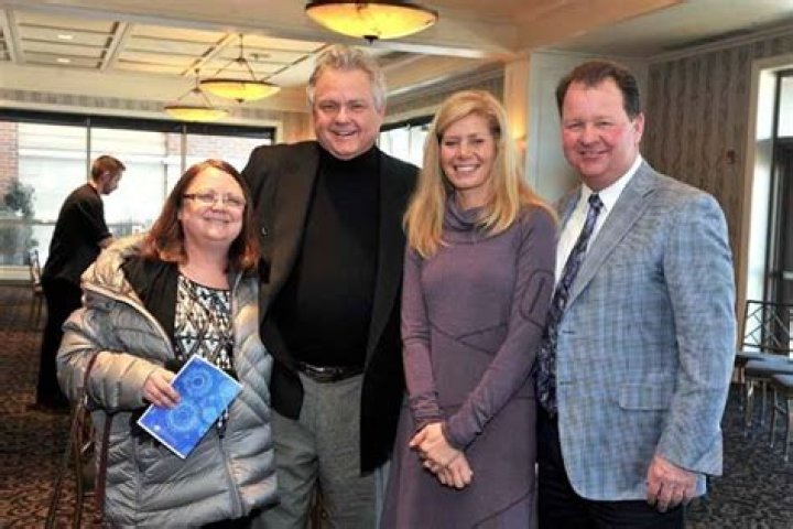 Tom Thibodeau's Wife: A Personal Insight