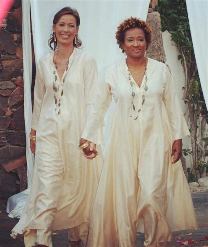 Wanda Sykes And Her Nuptial Journey: Exploring Her Marital Life