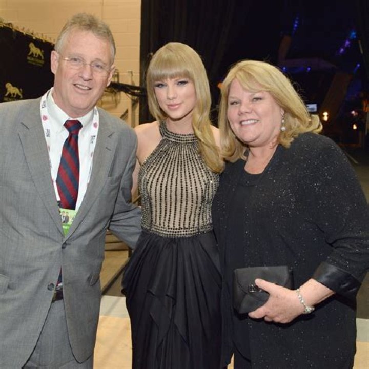 Who Do You Think Taylor Swift's Parents Are?